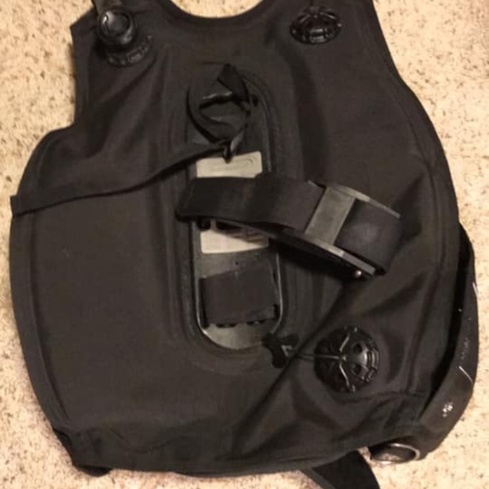 Buoyancy Control Device - Picture 4 of 5